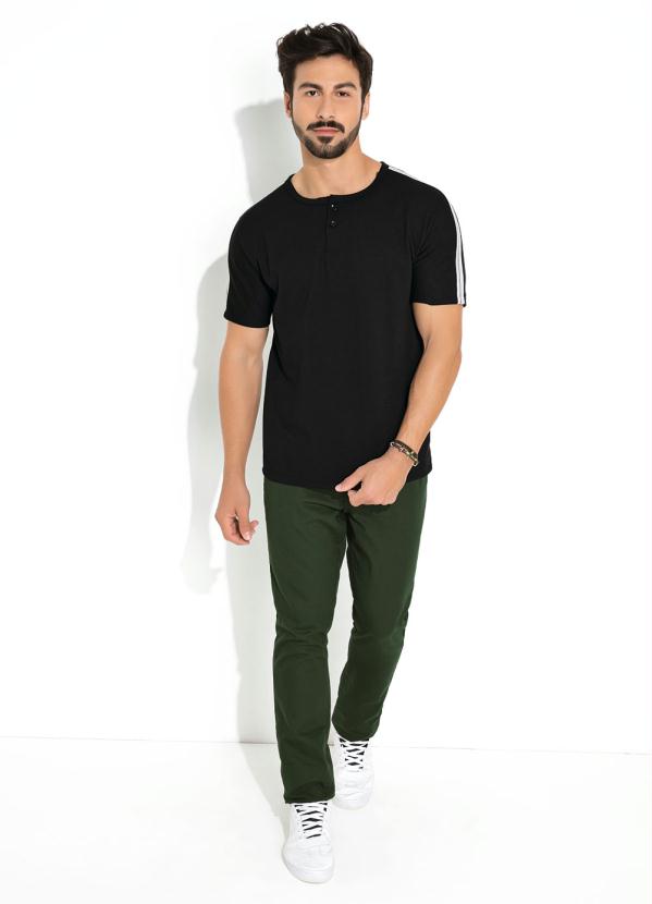 Moda Pop - Camiseta Preta com Botões 3