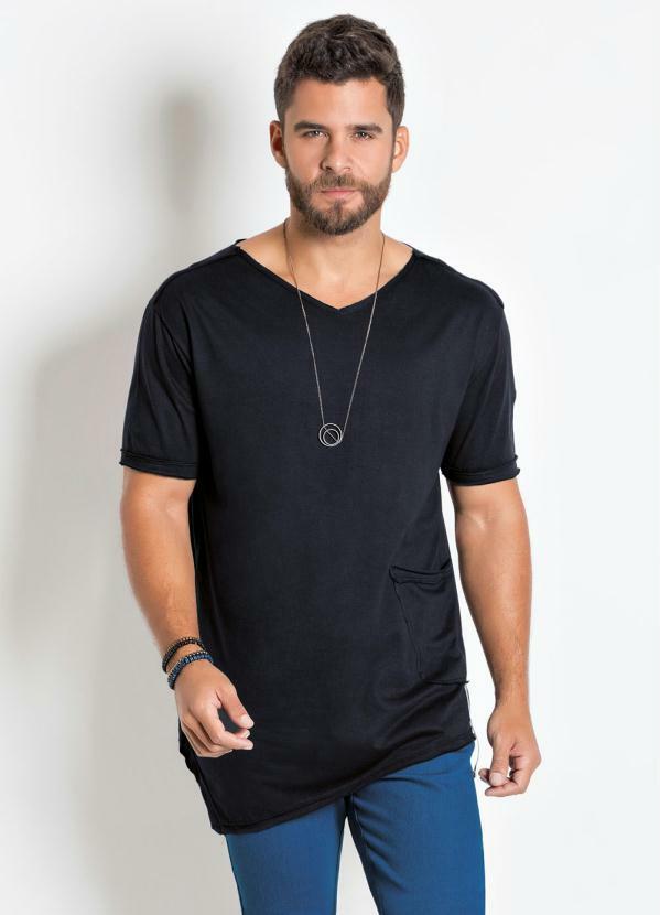Outlet - Camiseta Actual Preta Long Line Assimétrica