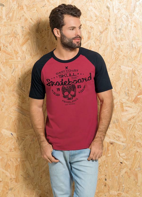 Outlet - Camiseta Bordô e Preta com Manga Raglan