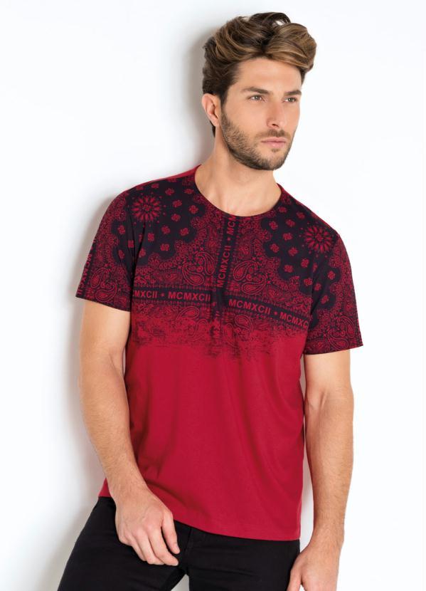 camisa estampa paisley