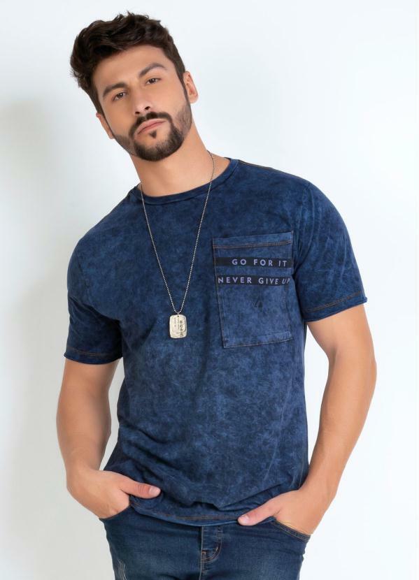 Outlet - Camiseta Marinho com Efeito de Lavanderia