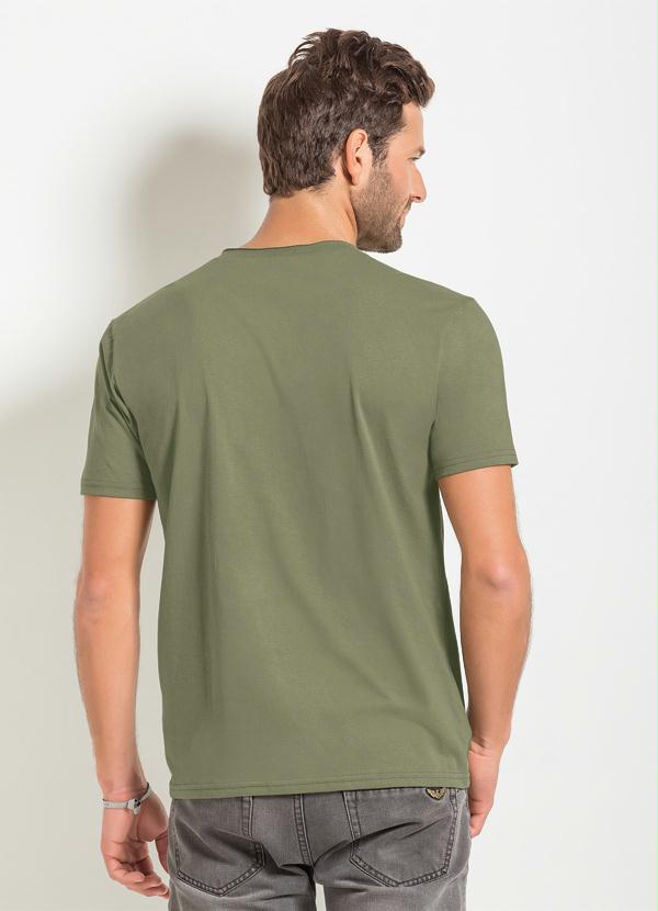 Outlet - Camiseta Verde Gola com Corte a Fio 2