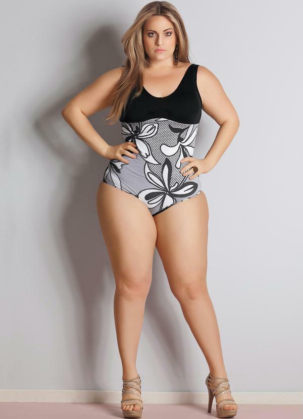 Quintess - Maiô Floral Plus Size Preto e Branco 4