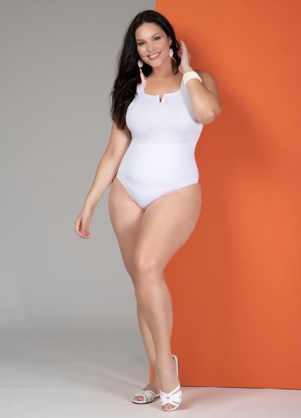 Quintess - Maiô Branco com Decote V e Alças Largas 7