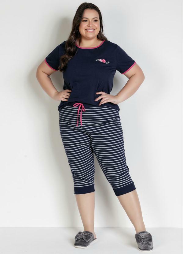 Alma Dolce - Pijama Plus Size com Bordado Marinho e Pink