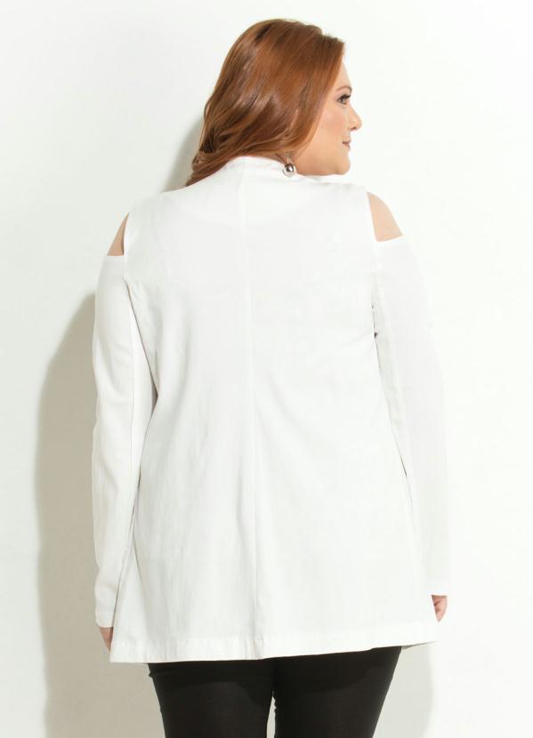 Quintess - Blazer Off White Ombros Vazados Plus Size 2