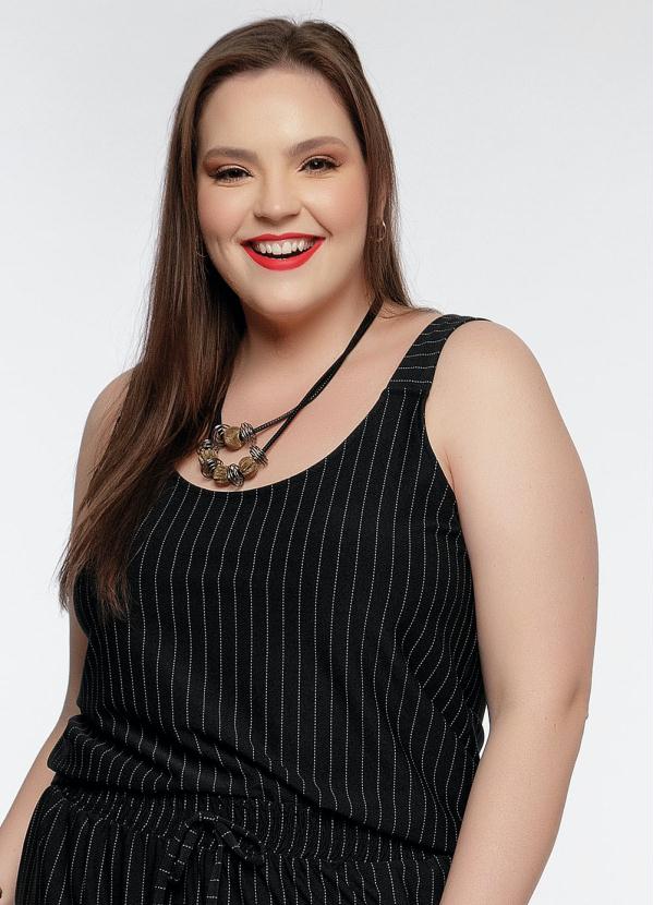 Mink - Blusa Plus Size Risca de Giz com Alças