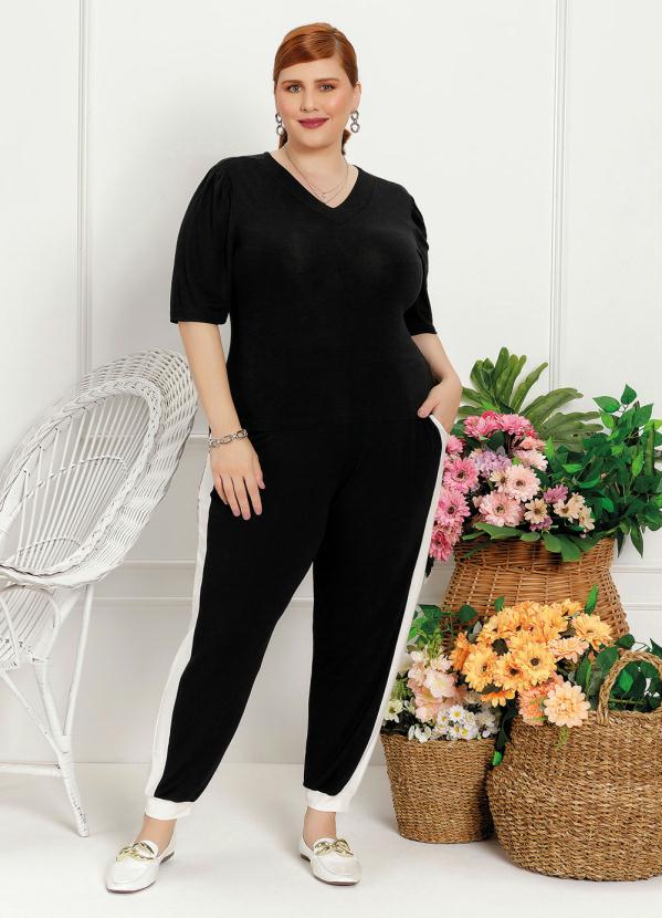 Mink - Blusa Plus Size Preta com Mangas 3/4 Bufantes 6