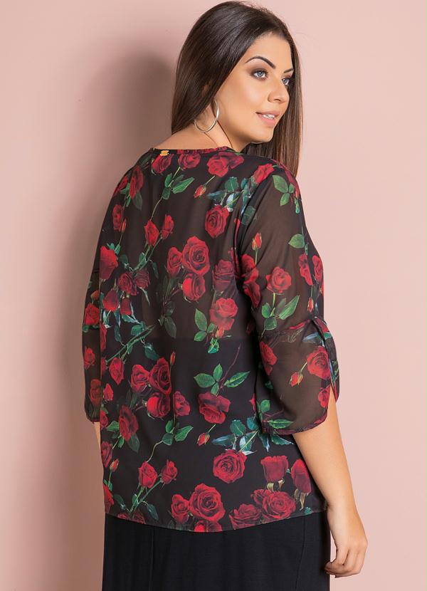 Quintess - Blusa com Leve Transparência Rosas Plus Size 2