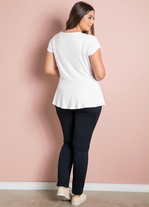 Quintess - Blusa Gola Peter Pan Branco e Preto Plus Size 4