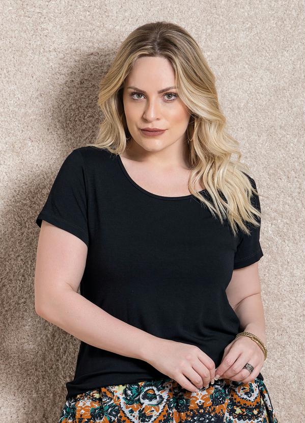 Quintess - T-Shirt Preta Básica