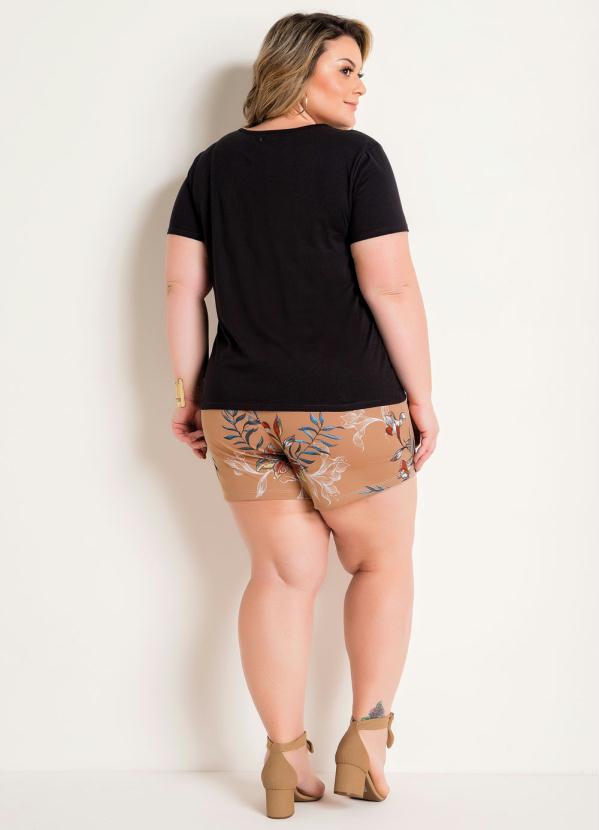 Marguerite - T-Shirt Preta Plus Size com Bordado em Paetês 4