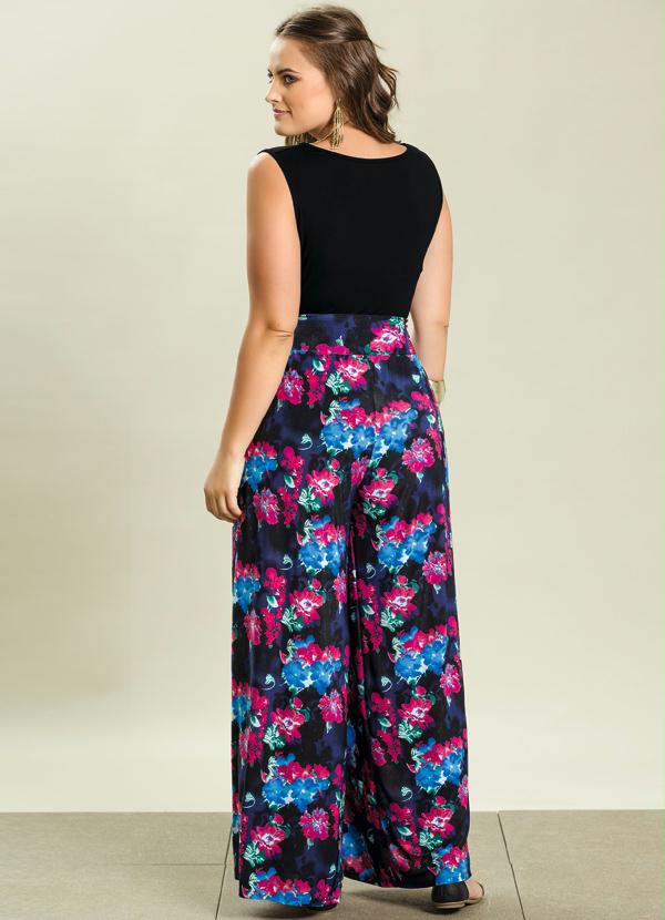 Quintess - Blusa Detalhe Transparência Preto Plus Size 4