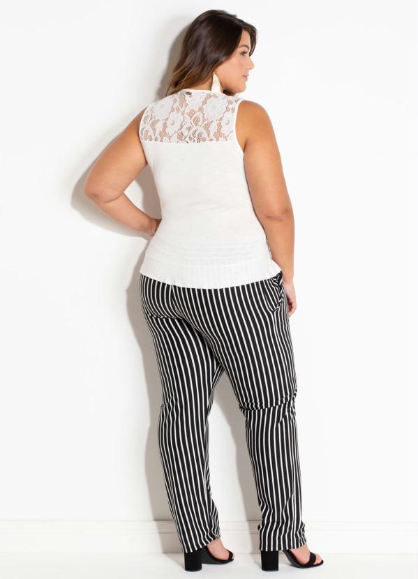 Quintess - Blusa Quintess Off White com Renda e Babado 8