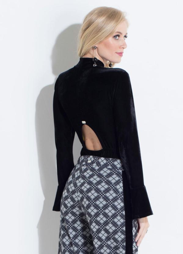 Quintess - Body em Veludo Preto com Vazado Costas Quintess 2