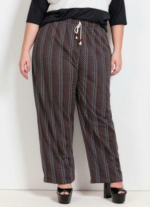 calça pantalona branca plus size