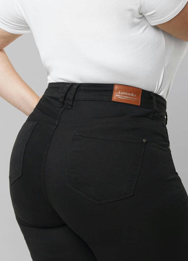 Lunender Mais Mulher - Calça Sarja com Elastano Preto Reativo 7