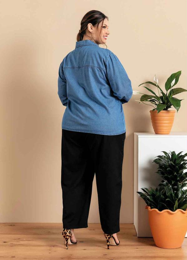 Mink - Camisa Jeans Plus Size Azul com Botões 4