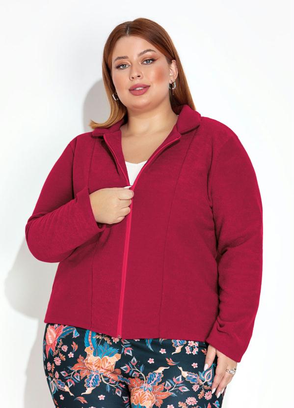 Marguerite - Casaco Cereja em Buclê Peluciado Plus Size 2
