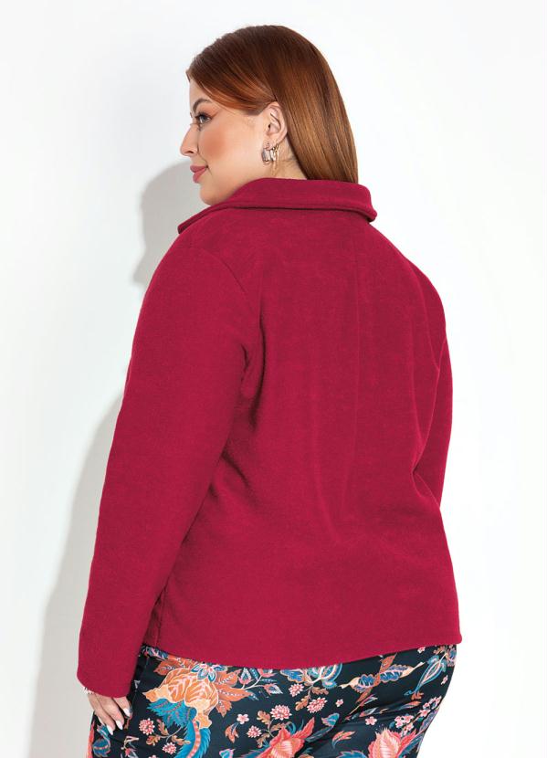 Marguerite - Casaco Cereja em Buclê Peluciado Plus Size 3