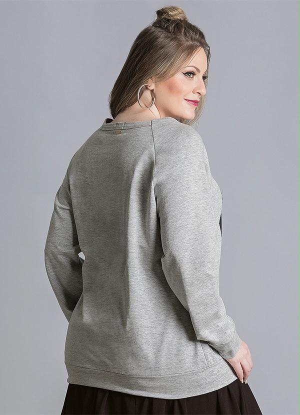 Quintess - Casaco Raglan Mescla com Estampa Plus Size 2