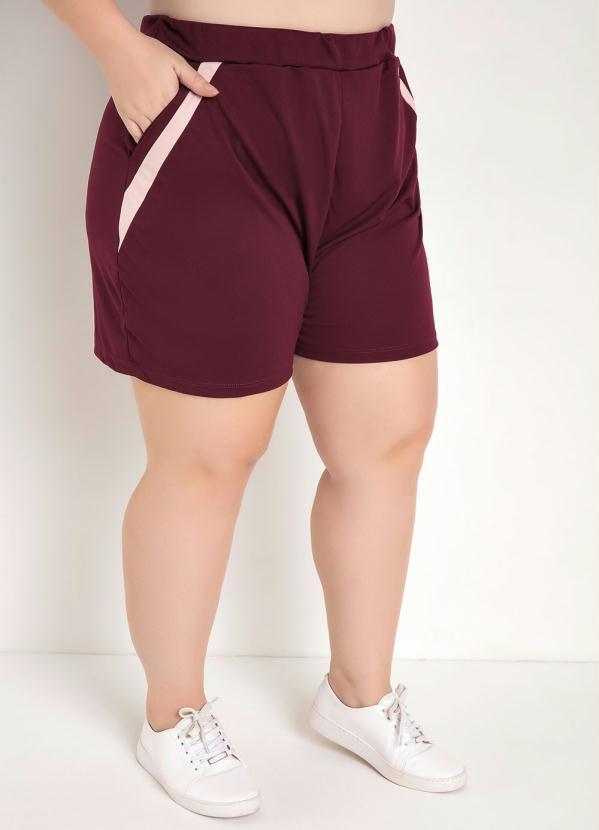 conjunto de bermuda e blusa plus size