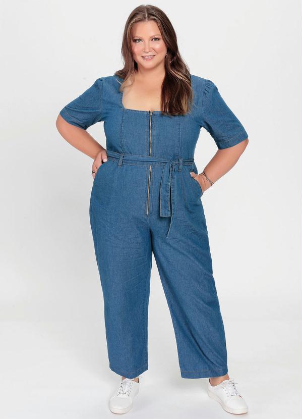 Mink - Macacão Plus Size Jeans Claro com Zíper 4