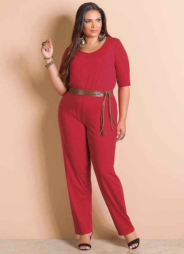 macacão plus size vermelho