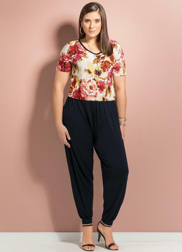 Quintess - Macacão Manga Curta Floral e Preto Plus Size
