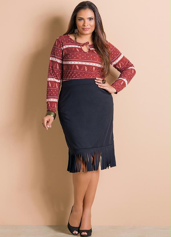 Marguerite - Saia com Franjas na Barra Preta Plus Size 3