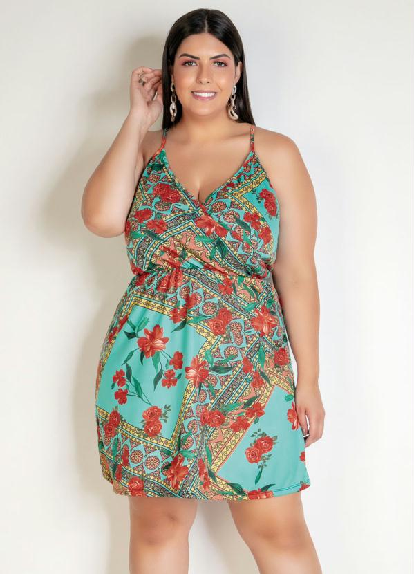 vestido floral curto plus size