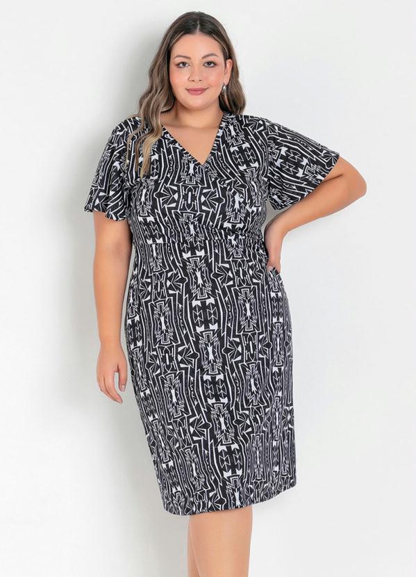 Marguerite - Vestido Étnico Preto Transpassado Plus Size