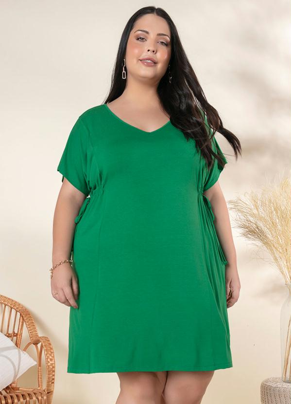 Outlet - Vestido Plus Size Verde com Amarração