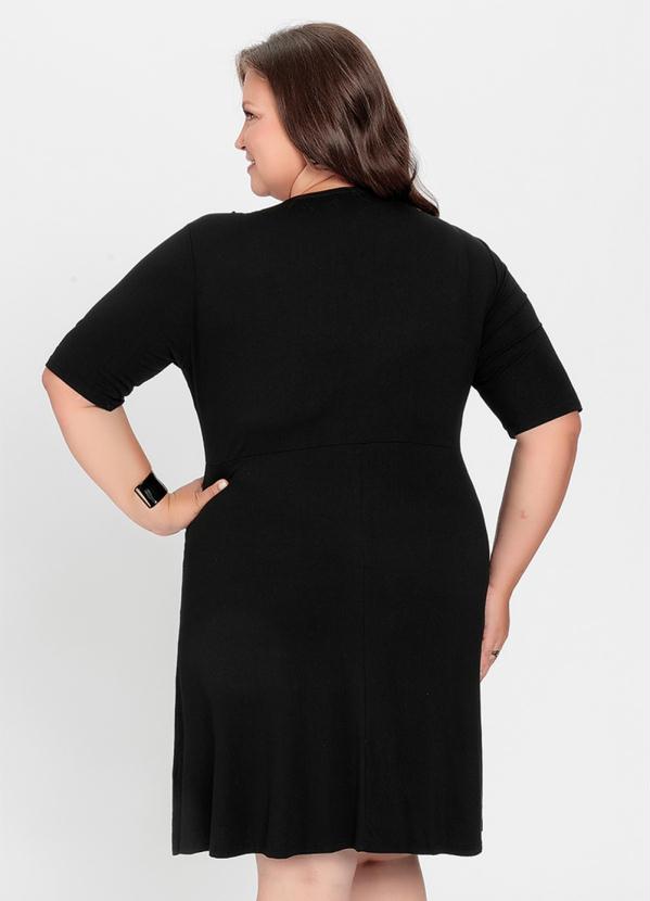 Outlet - Vestido Preto Transpassado com Argola 2