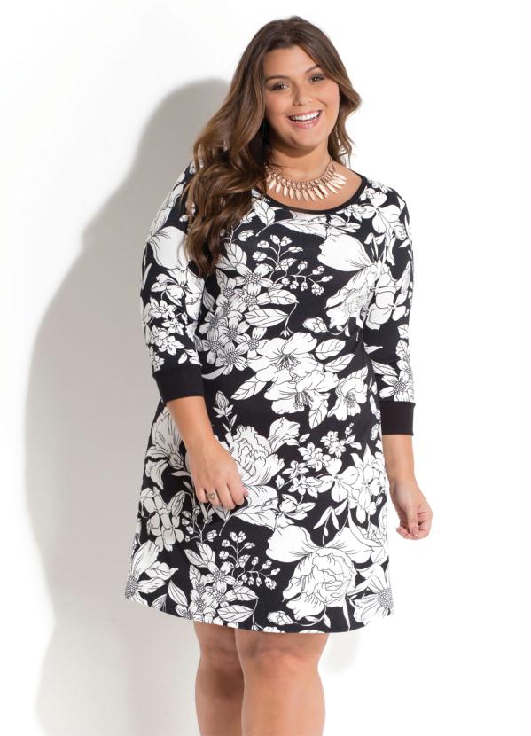 Vestido Quintess Floral Dark Plus Size Quintess