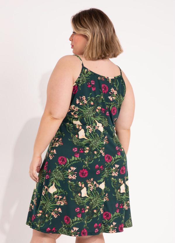 Vestido Soltinho Floral Verde Plus Size - Marguerite