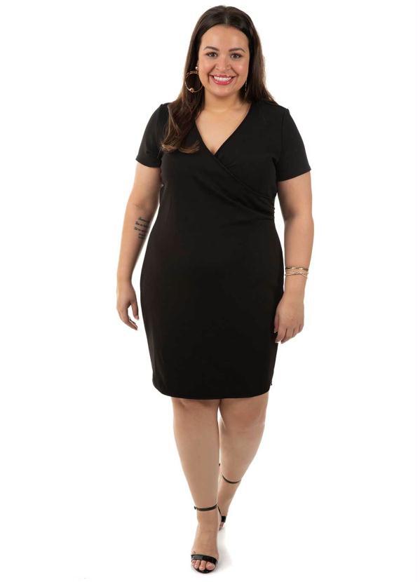 decote v plus size