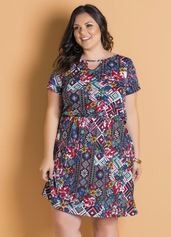 vestido com elastico na cintura plus size