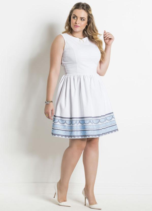 Quintess - Vestido Quintess Branco e Azul Evasê Plus Size 3