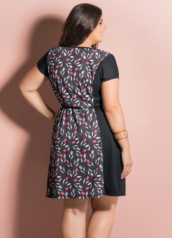 Marguerite - Vestido Curto Preto e Floral Plus Size 2