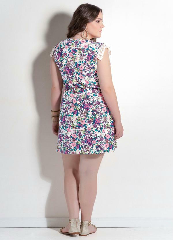 Quintess - Vestido Floral com Renda nas Mangas Plus Size 4