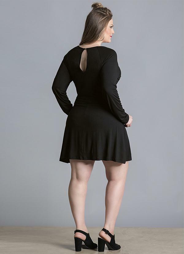 Quintess - Vestido Preto com Detalhe Transparente Plus Size 5