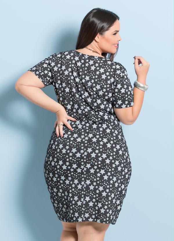 Marguerite - Vestido Marguerite Estampa Estrelas Plus Size 2
