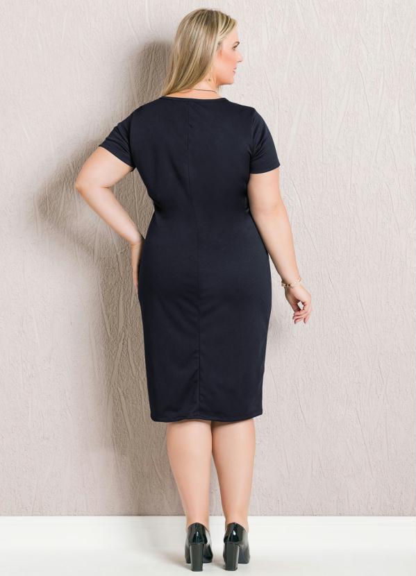Marguerite - Vestido Preto Marguerite Plus Size com Fenda 4