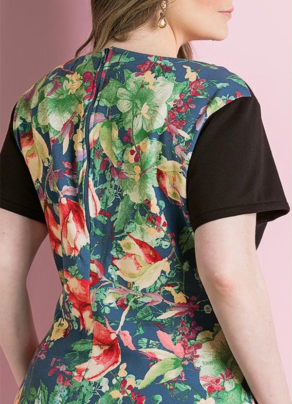 Quintess - Vestido Tubinho Floral Plus Size 4