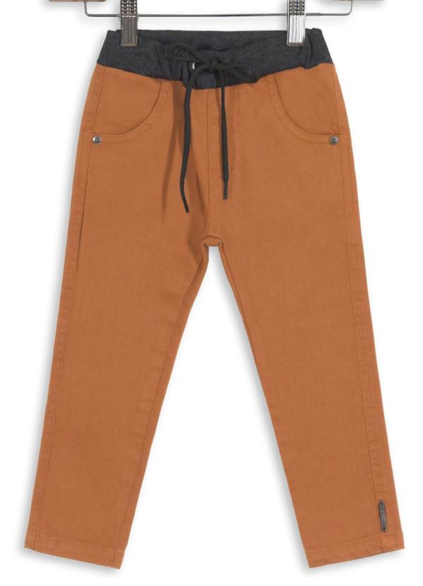 calça marrom infantil